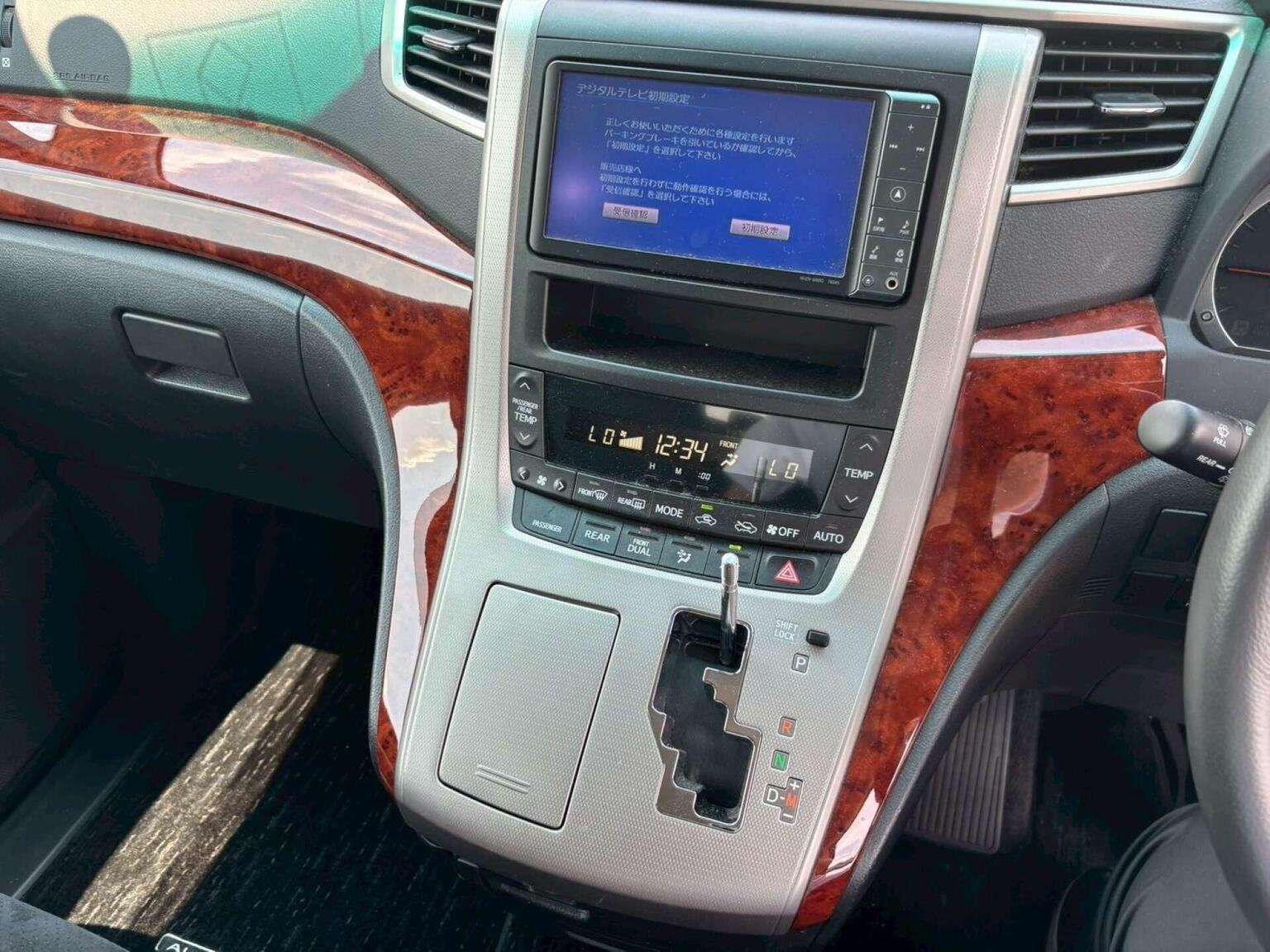 2010 TOYOTA ALPHARD 2010 TOYOTA ALPHARD