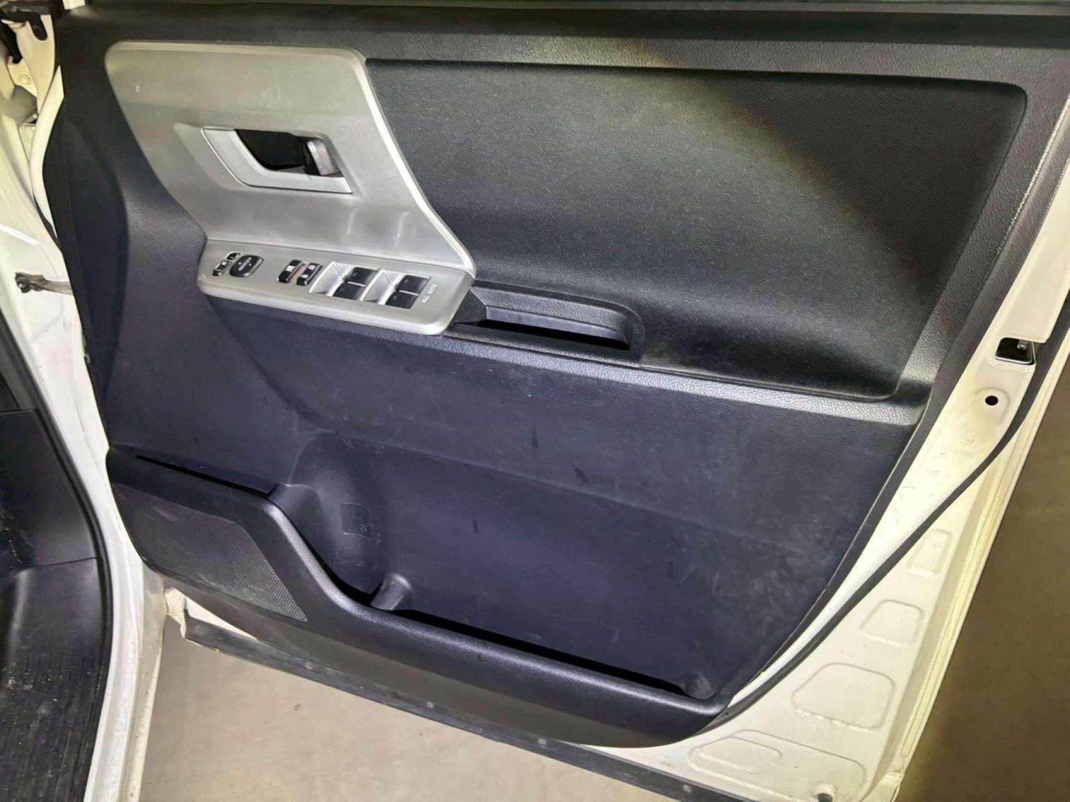 2010 TOYOTA VOXY 2010 TOYOTA VOXY