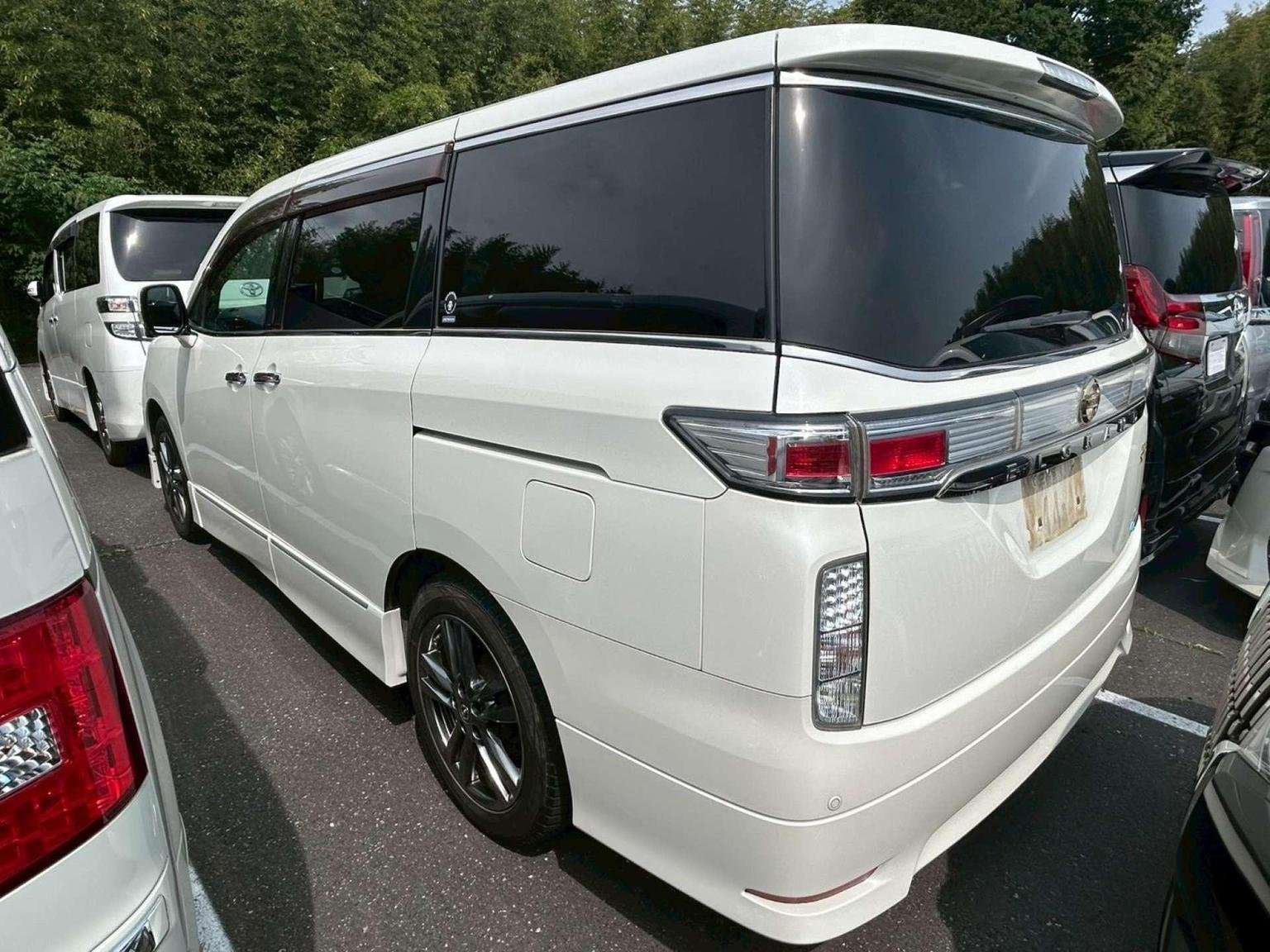 2012 NISSAN ELGRAND 2012 NISSAN ELGRAND