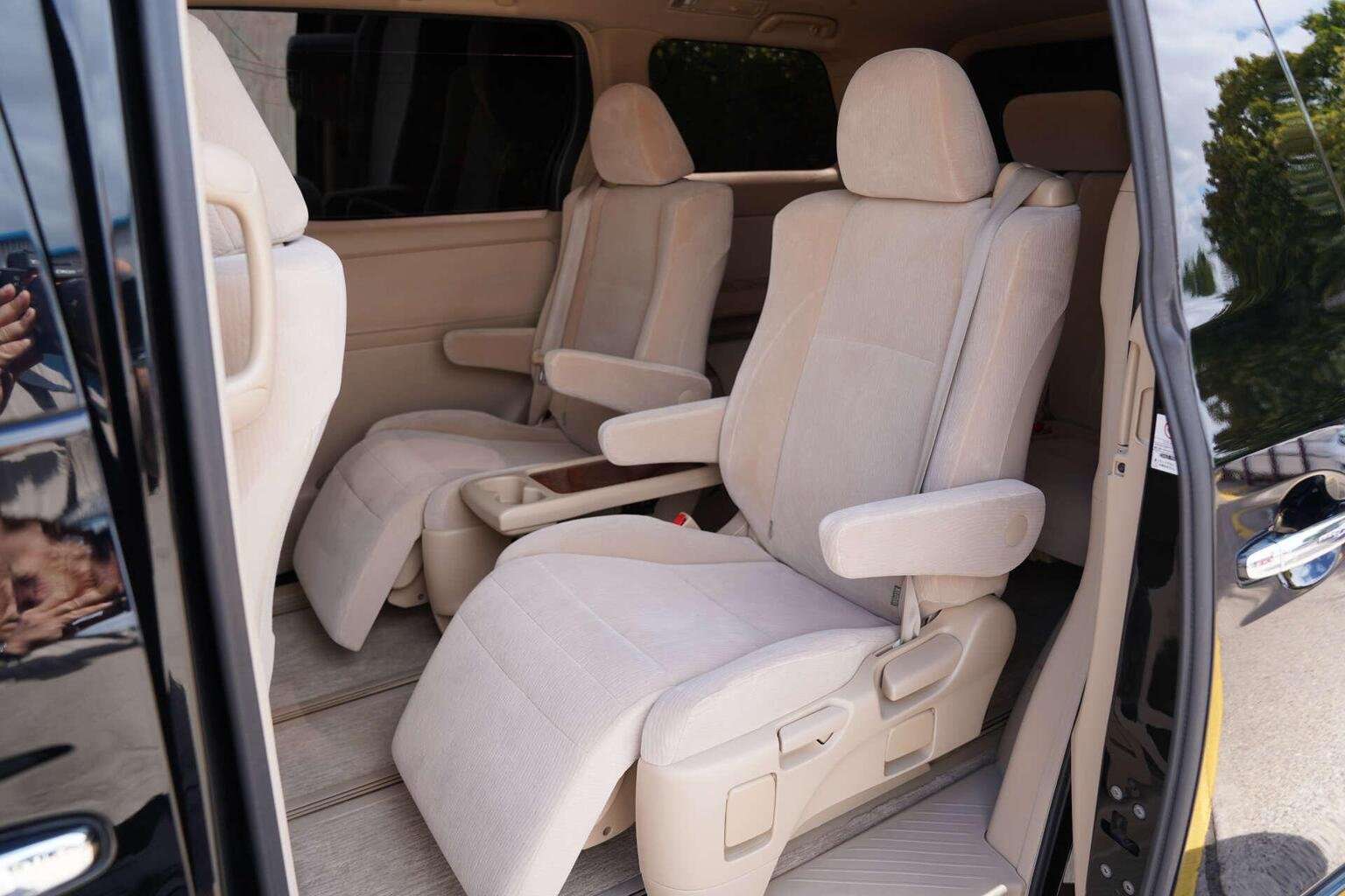 2010 TOYOTA ALPHARD 2010 TOYOTA ALPHARD