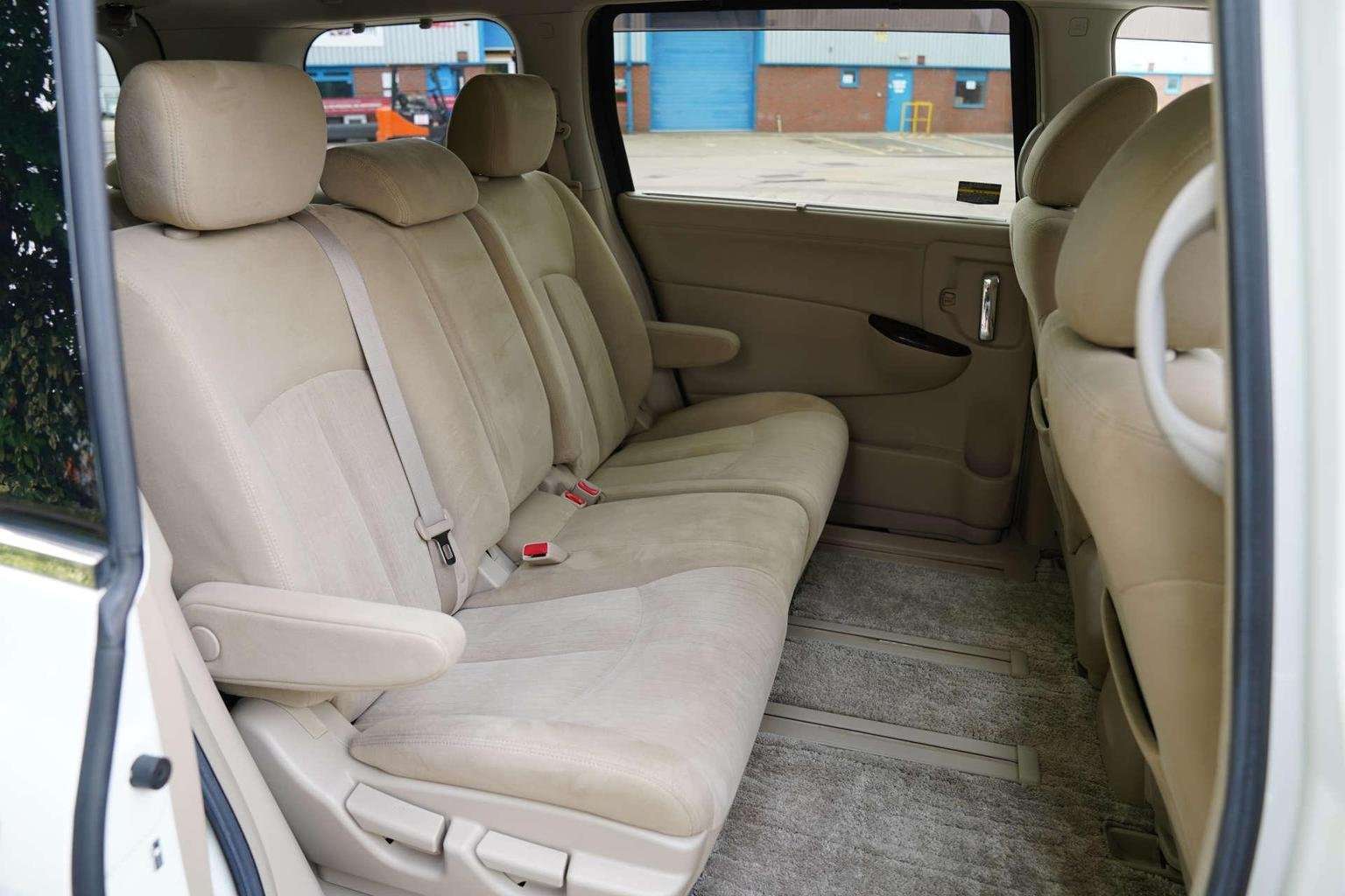 2011 NISSAN ELGRAND 2011 NISSAN ELGRAND