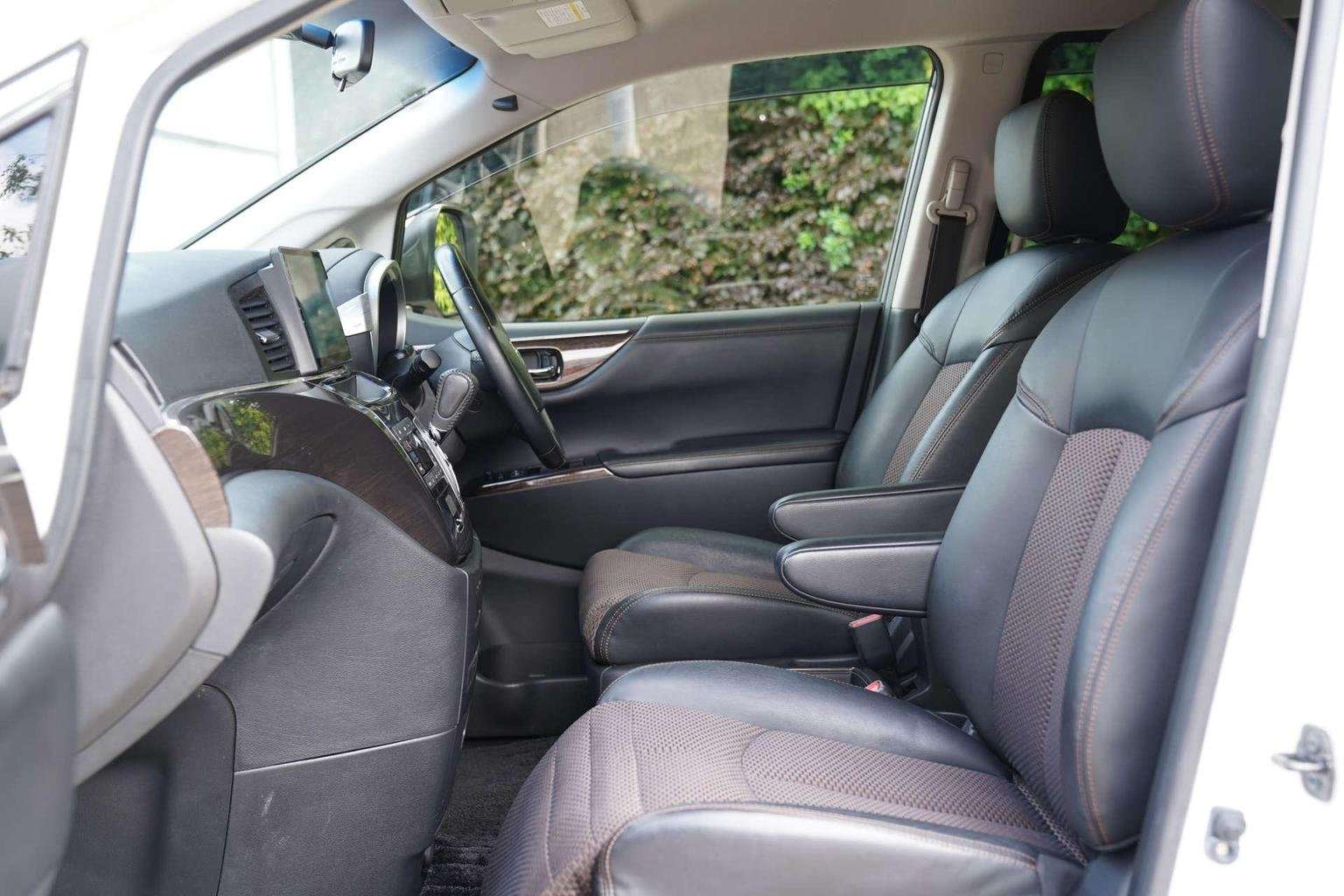 2013 NISSAN ELGRAND 2013 NISSAN ELGRAND