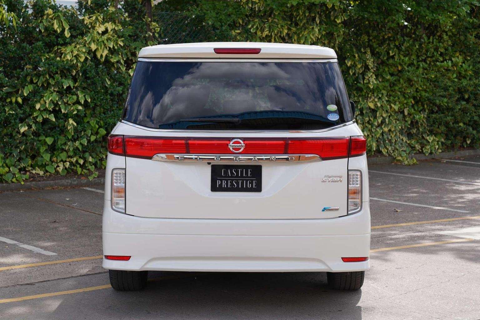 2013 NISSAN ELGRAND 2013 NISSAN ELGRAND