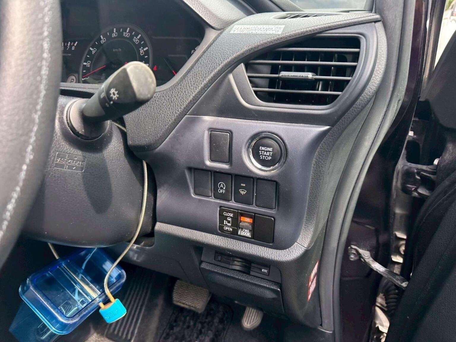 2014 TOYOTA NOAH 2014 TOYOTA NOAH