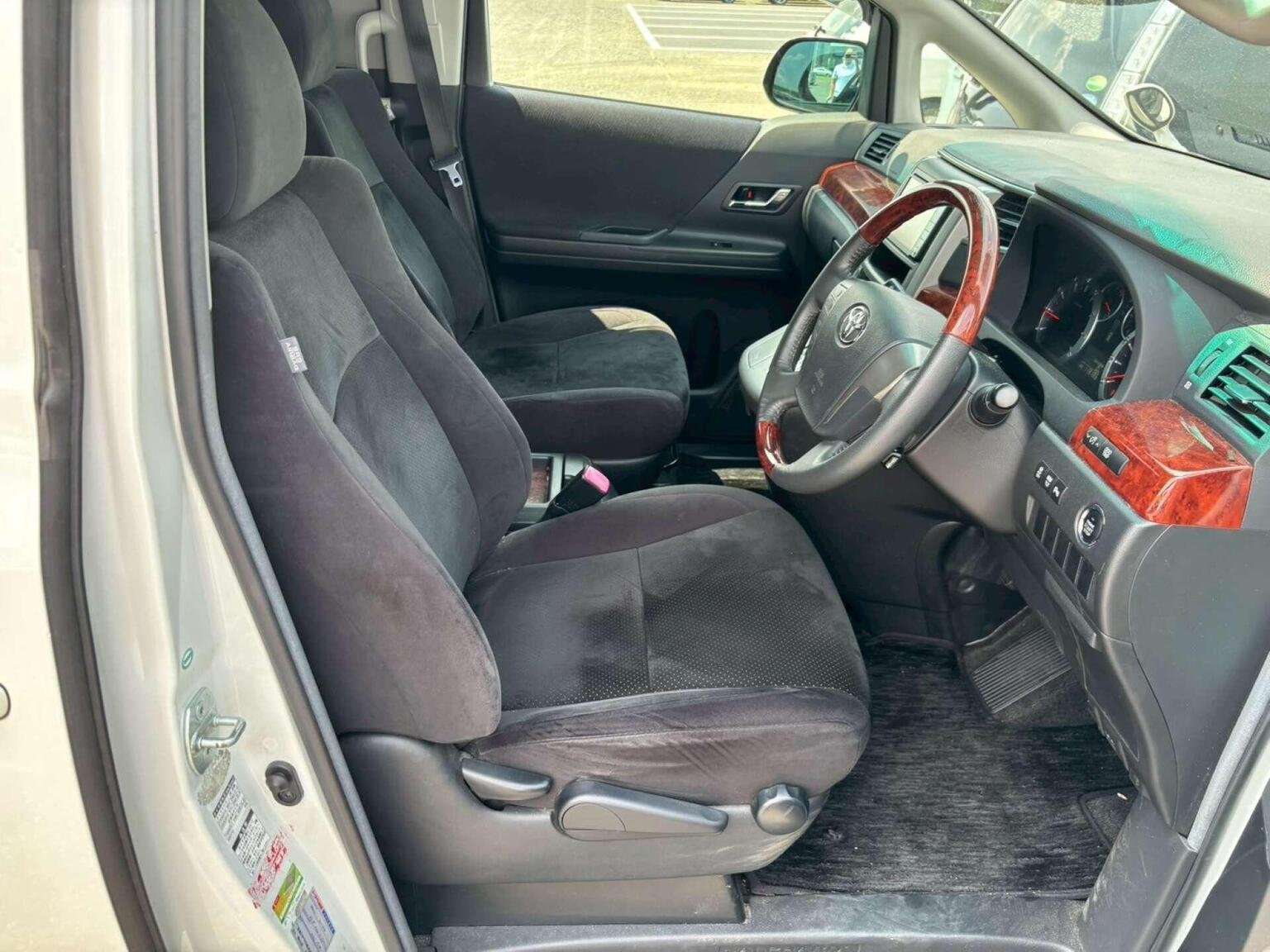 2010 TOYOTA ALPHARD 2010 TOYOTA ALPHARD