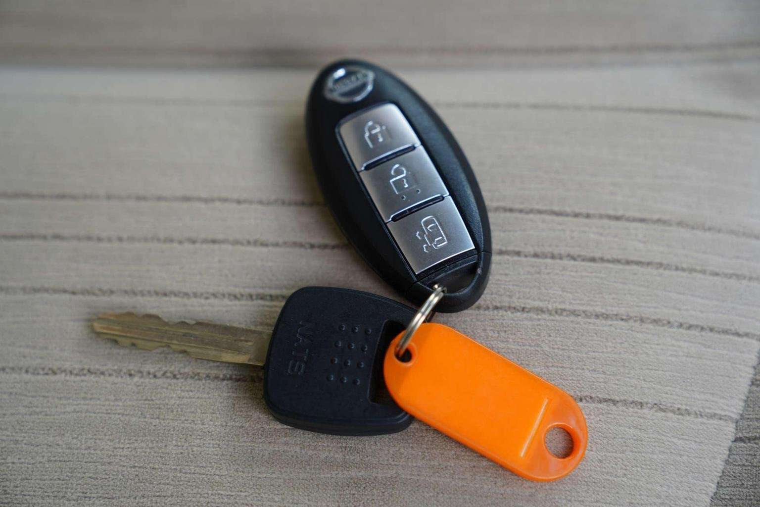 2011 NISSAN ELGRAND 2011 NISSAN ELGRAND