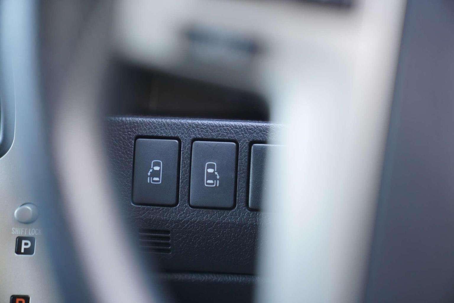 2012 TOYOTA NOAH 2012 TOYOTA NOAH