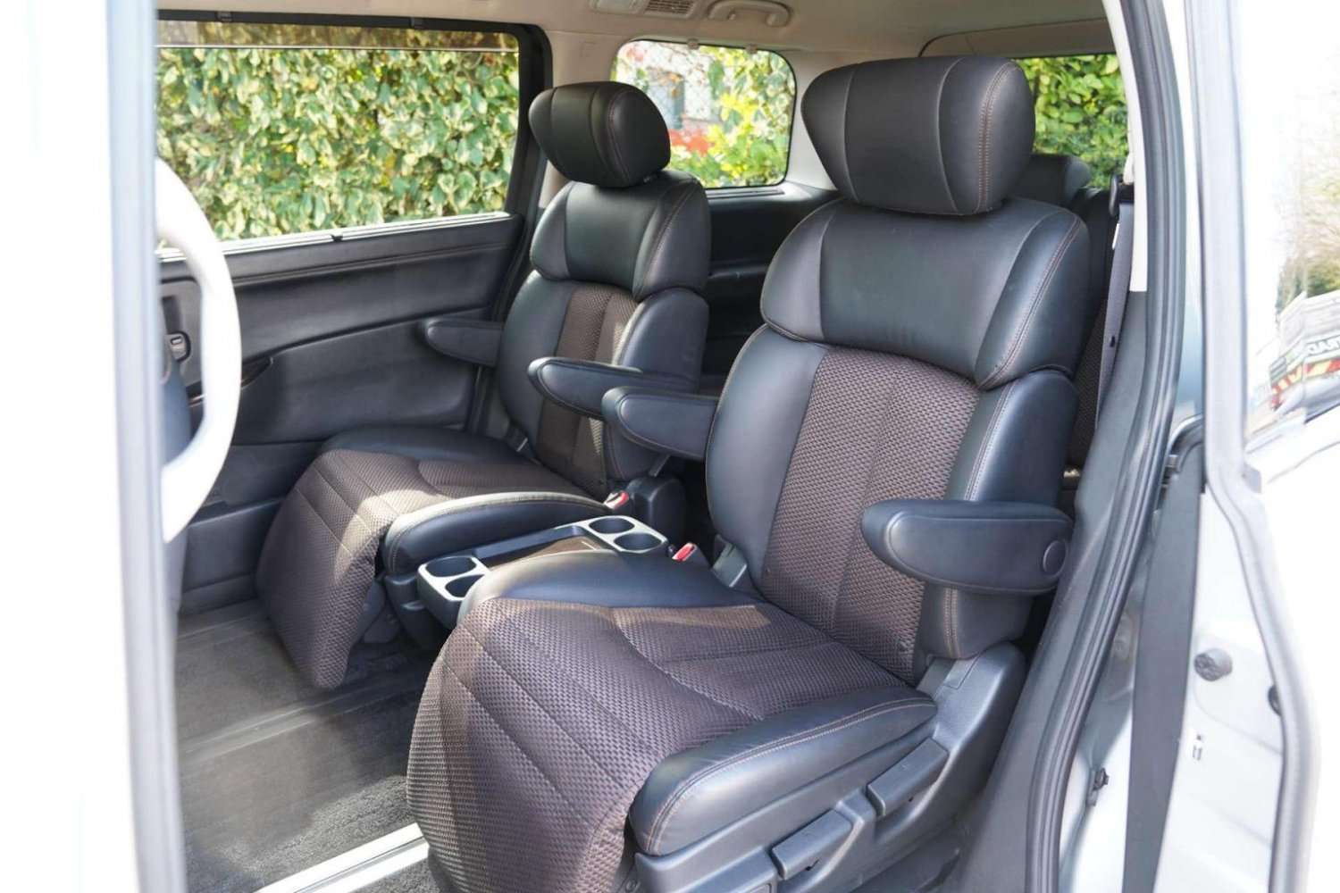 2011 NISSAN ELGRAND 2011 NISSAN ELGRAND