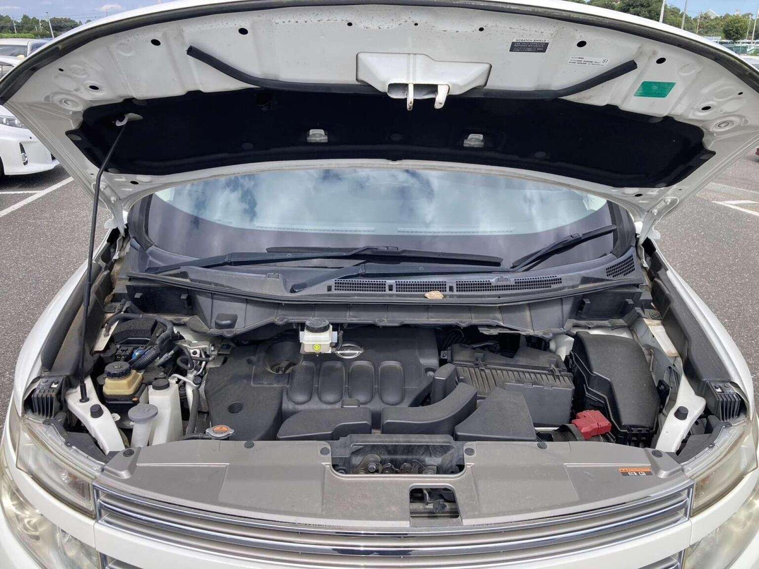 2010 NISSAN ELGRAND 2010 NISSAN ELGRAND