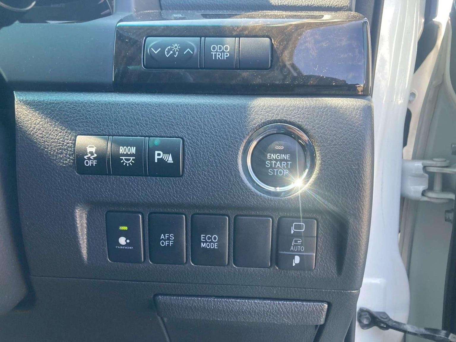 2014 TOYOTA VELLFIRE 2014 TOYOTA VELLFIRE