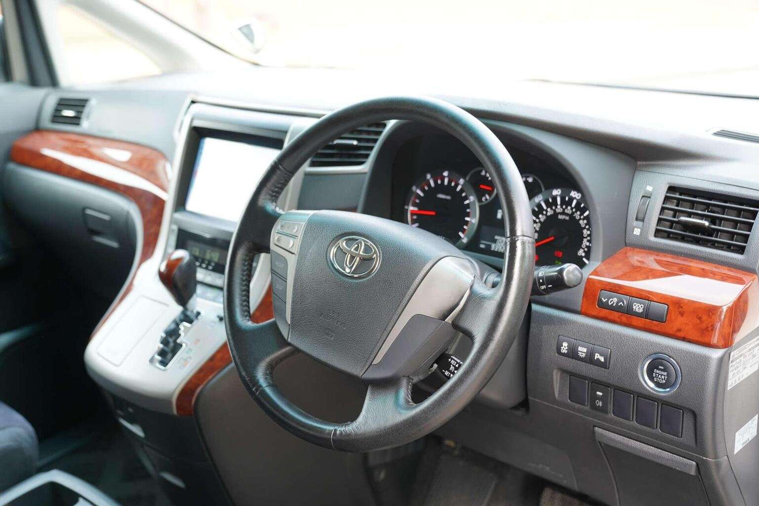 2010 TOYOTA ALPHARD 2010 TOYOTA ALPHARD