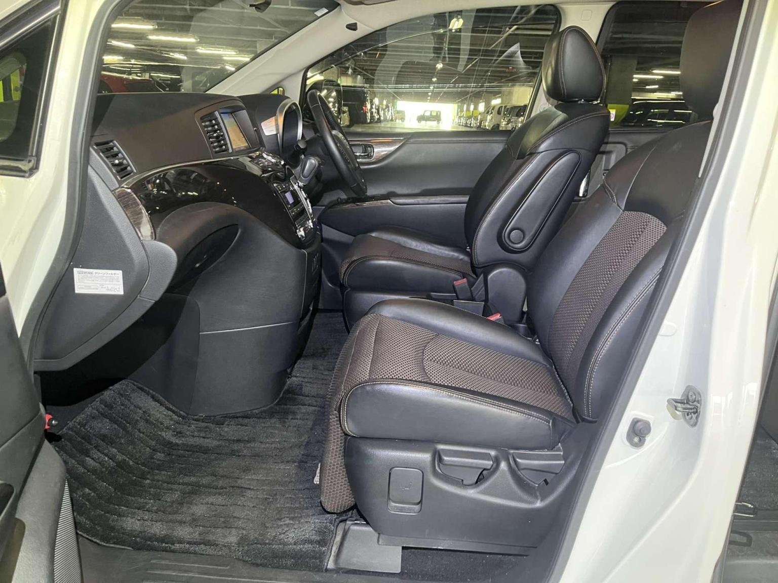 2012 NISSAN ELGRAND 2012 NISSAN ELGRAND