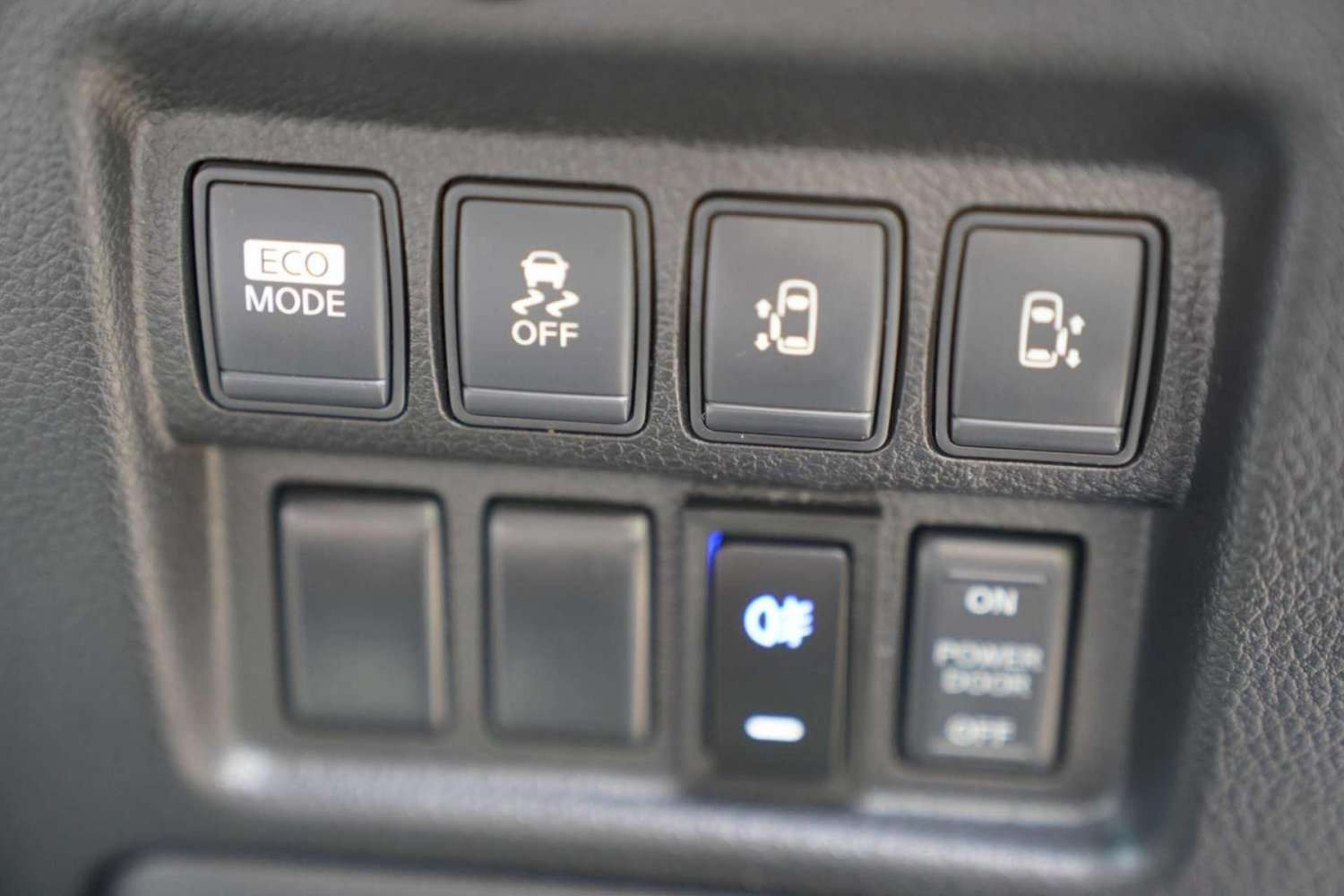 2011 NISSAN ELGRAND 2011 NISSAN ELGRAND