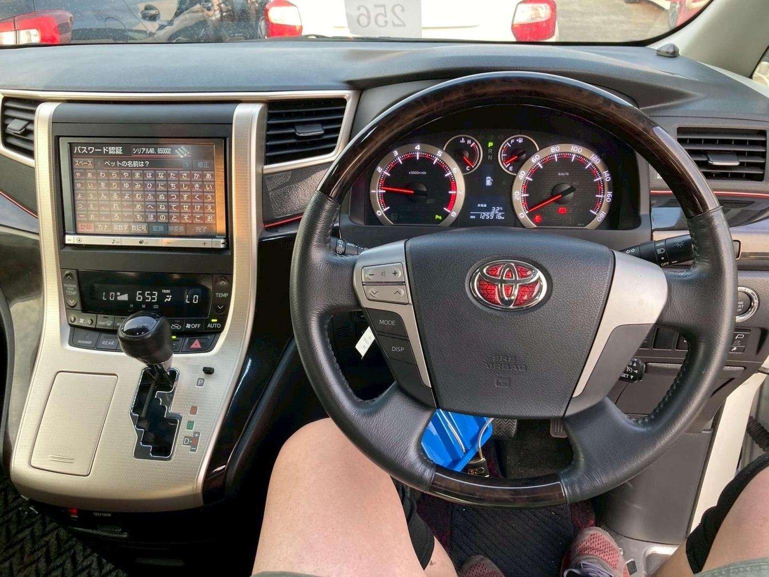 2013 TOYOTA VELLFIRE 2013 TOYOTA VELLFIRE