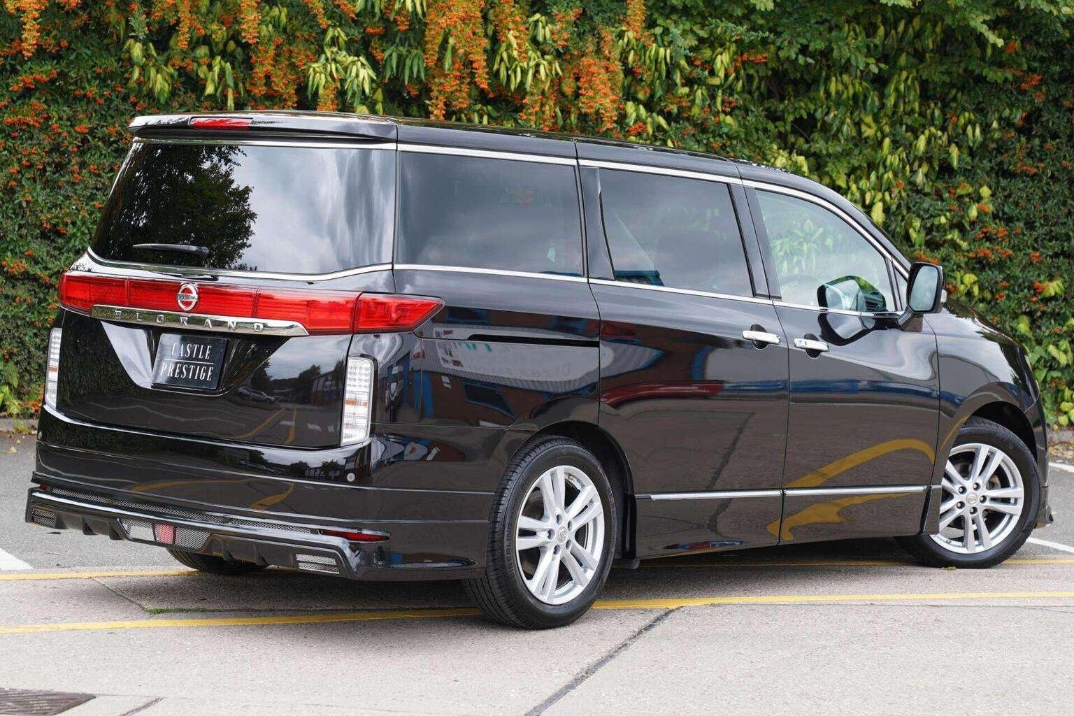 2011 NISSAN ELGRAND 2011 NISSAN ELGRAND