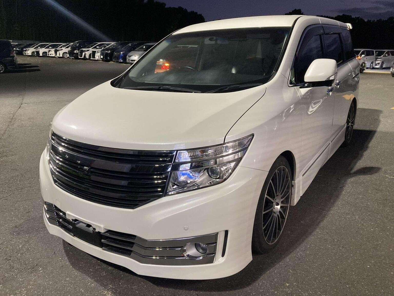 2010 NISSAN ELGRAND 2010 NISSAN ELGRAND