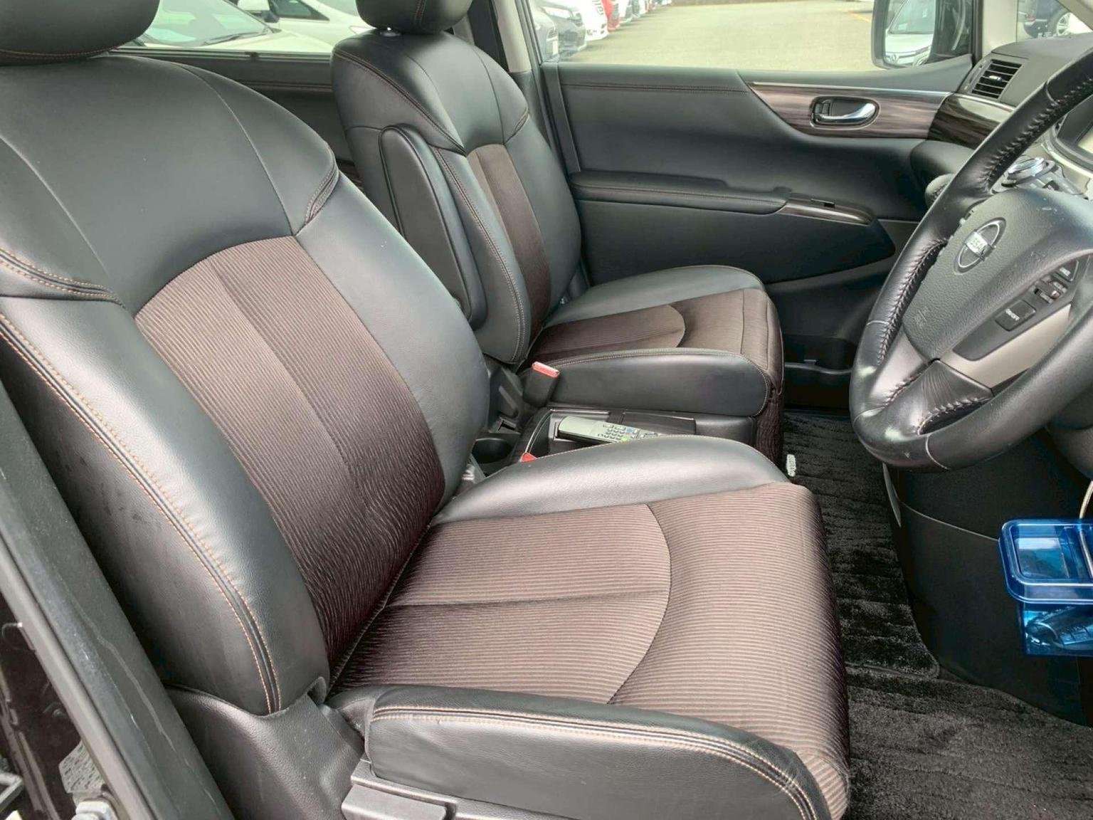 2014 NISSAN ELGRAND 2014 NISSAN ELGRAND