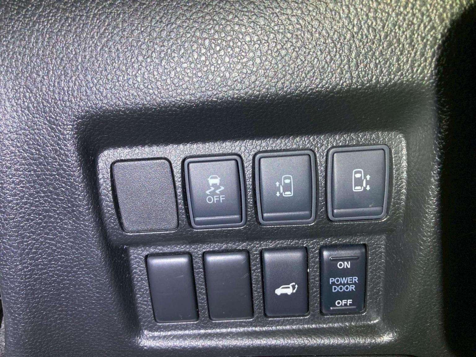 2015 NISSAN ELGRAND 2015 NISSAN ELGRAND