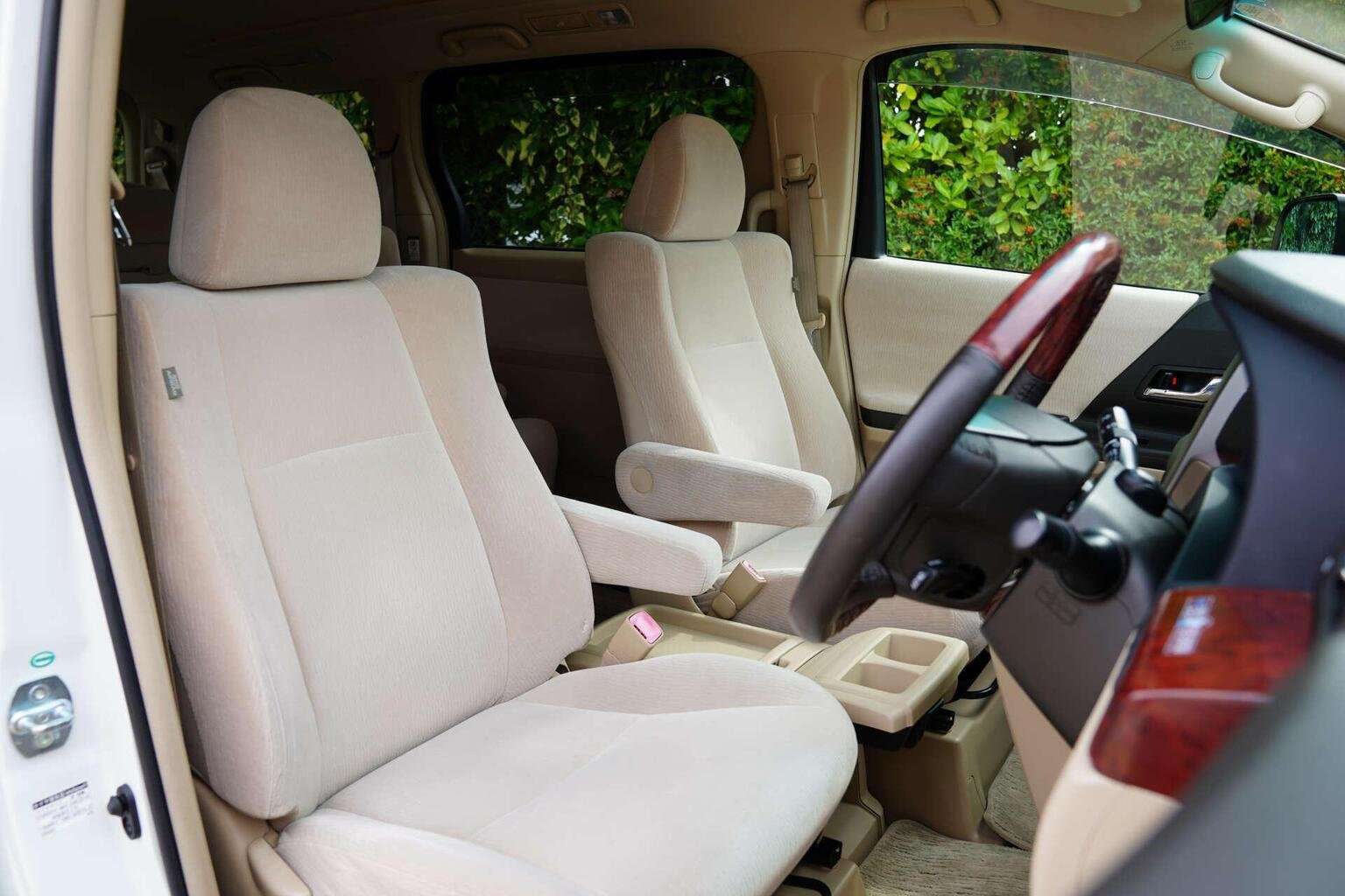 2010 TOYOTA ALPHARD 2010 TOYOTA ALPHARD