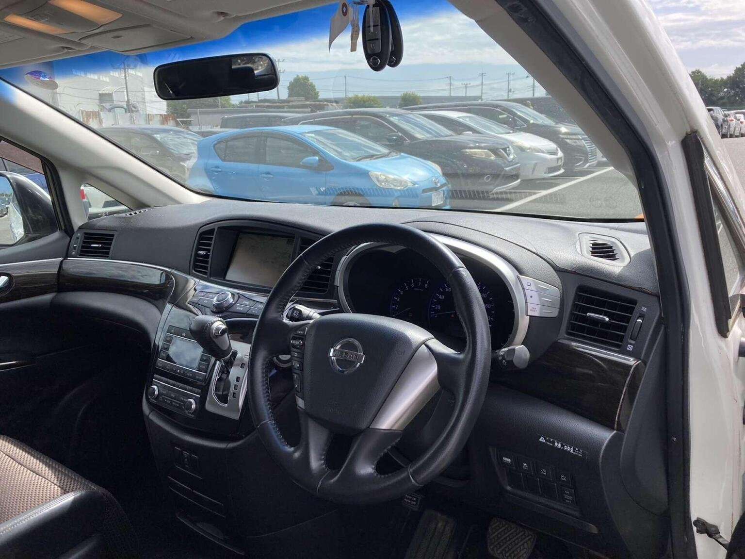 2010 NISSAN ELGRAND 2010 NISSAN ELGRAND