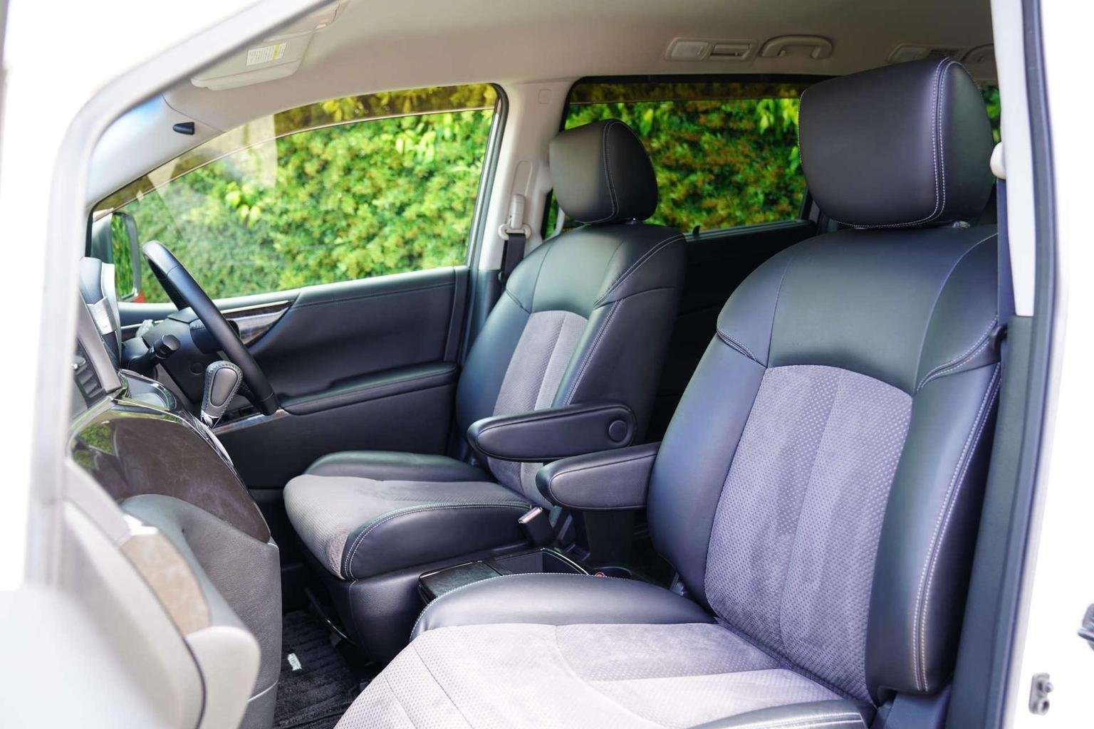 2010 NISSAN ELGRAND 2010 NISSAN ELGRAND