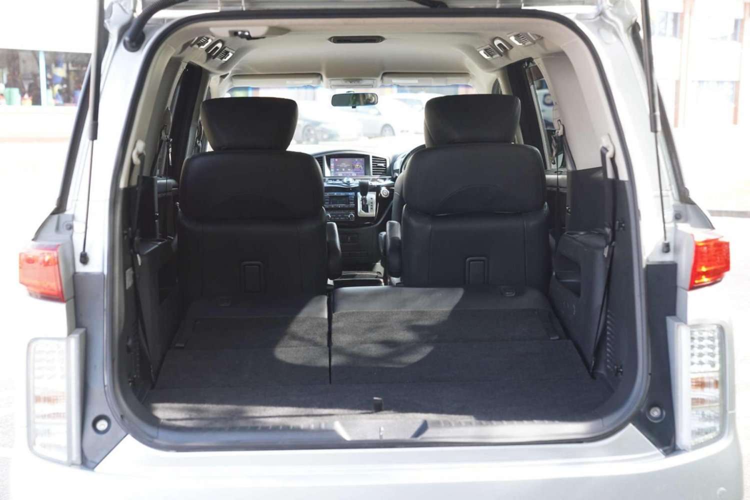 2011 NISSAN ELGRAND 2011 NISSAN ELGRAND