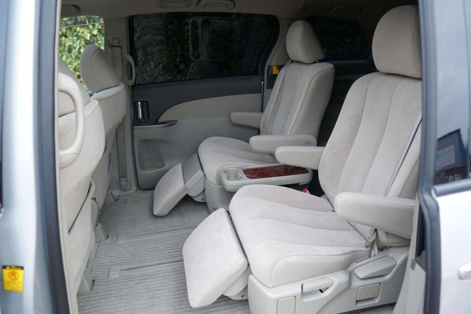 2011 TOYOTA ESTIMA 2011 TOYOTA ESTIMA