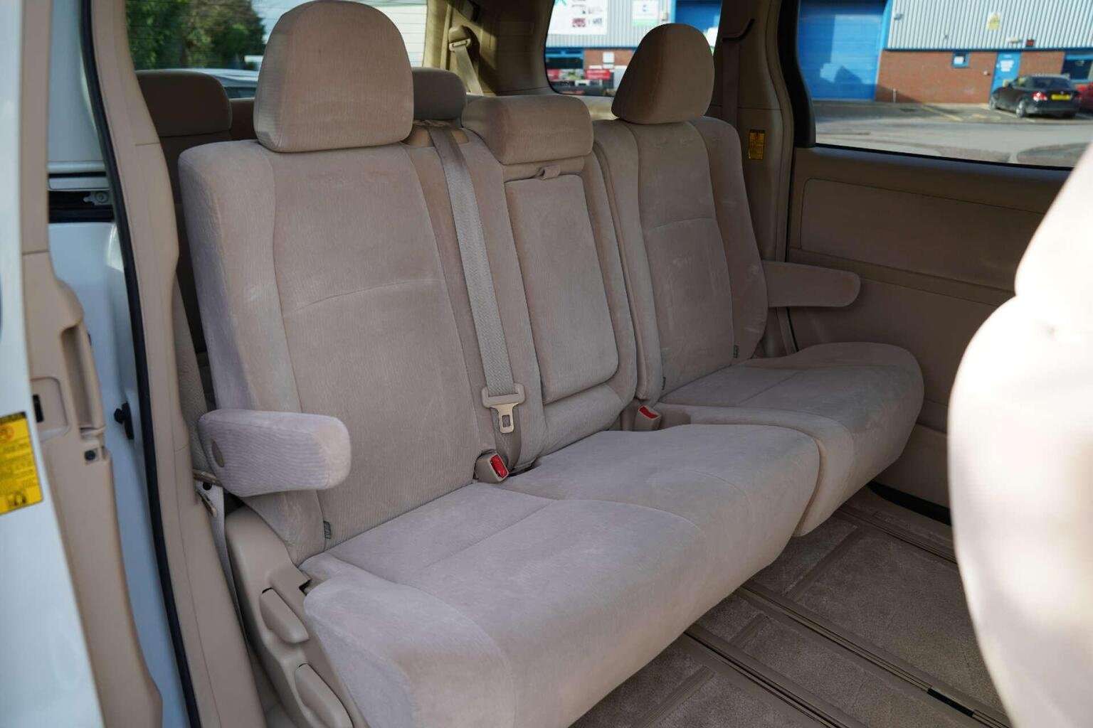 2010 TOYOTA ALPHARD 2010 TOYOTA ALPHARD