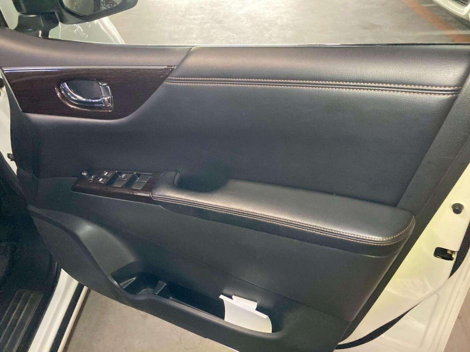 2010 NISSAN ELGRAND 2010 NISSAN ELGRAND