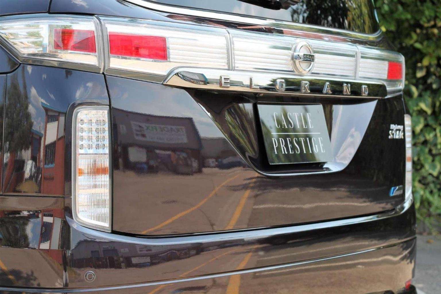 2011 NISSAN ELGRAND 2011 NISSAN ELGRAND