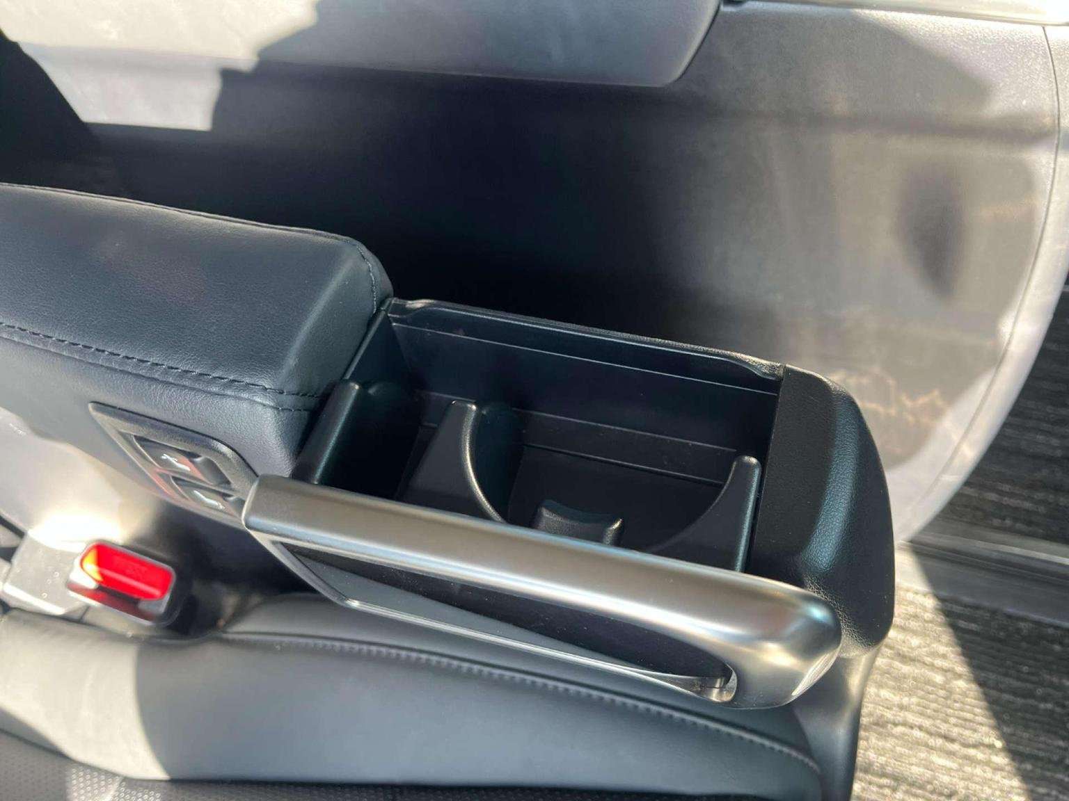 2019 TOYOTA ALPHARD 2019 TOYOTA ALPHARD