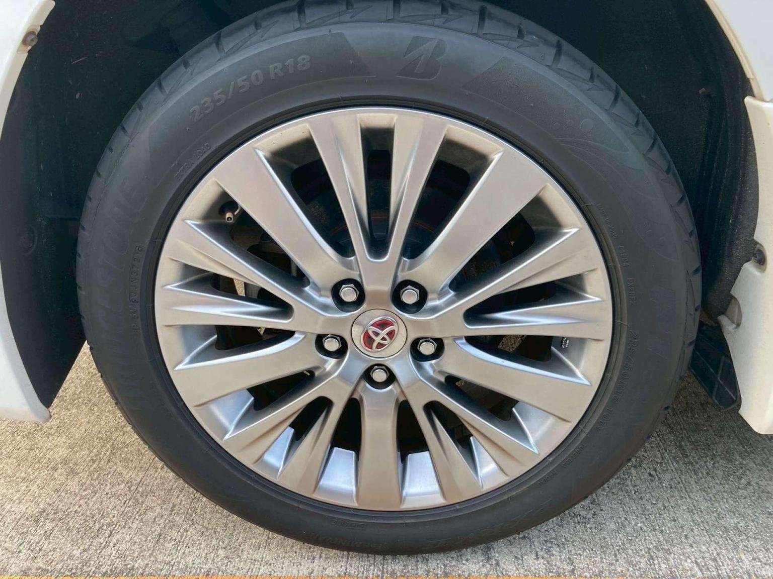 2013 TOYOTA VELLFIRE 2013 TOYOTA VELLFIRE