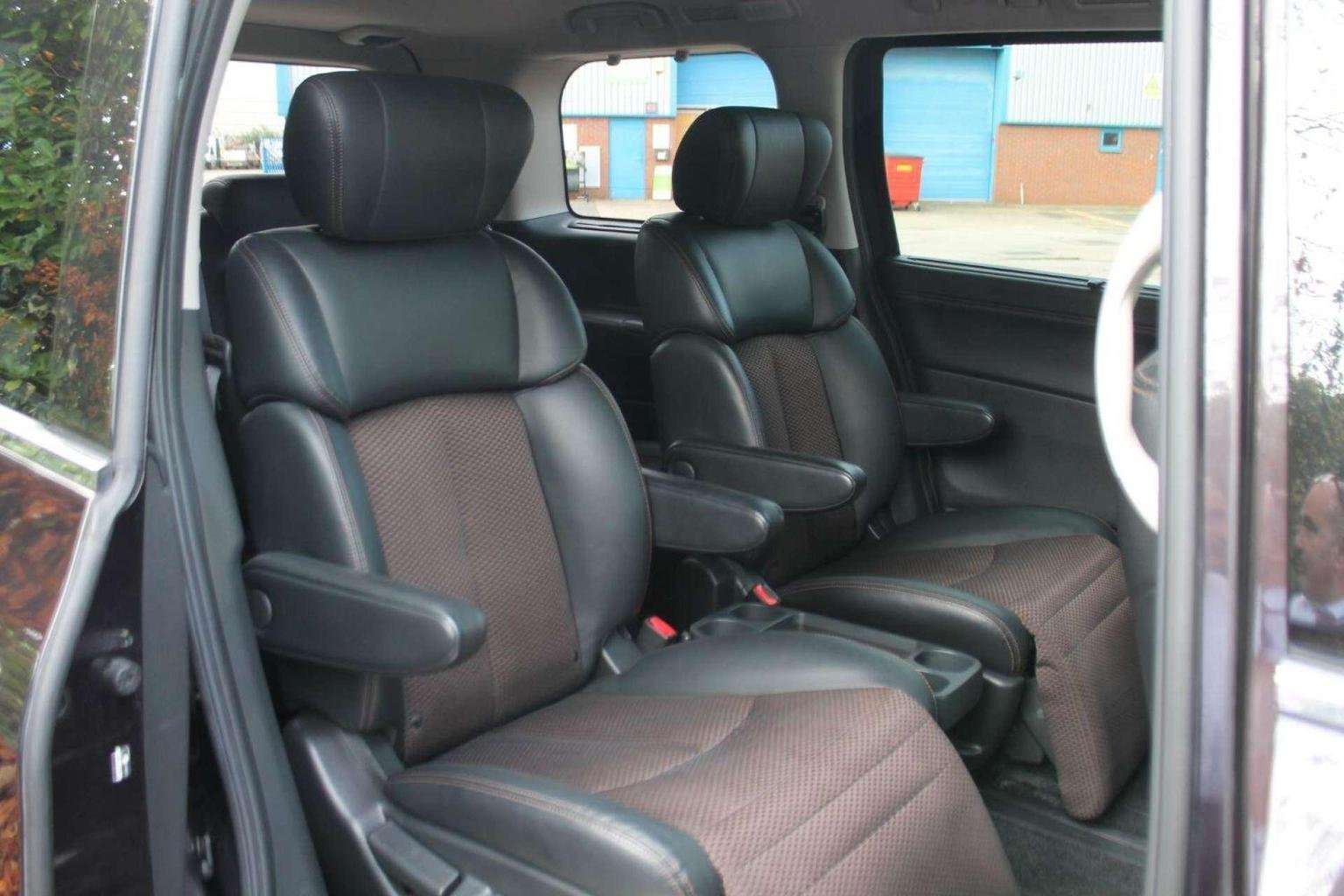 2011 NISSAN ELGRAND 2011 NISSAN ELGRAND