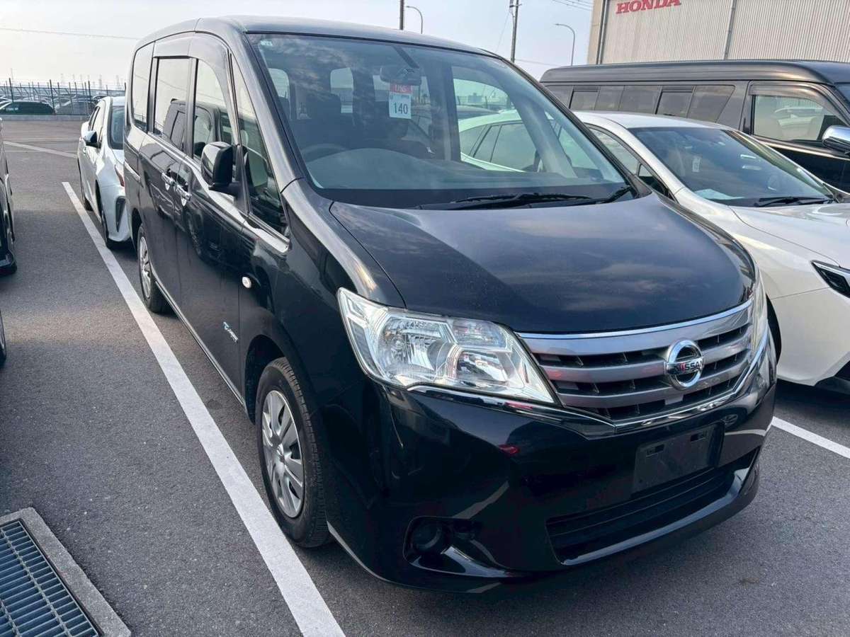Check out this Nissan Serena 2012 Hybrid Petrol Automatic