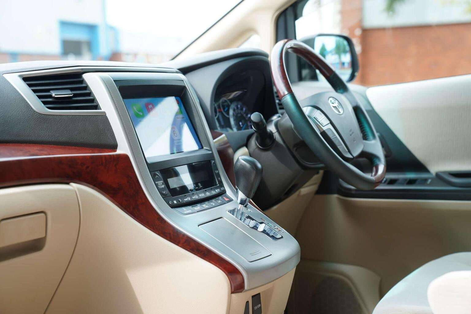 2010 TOYOTA ALPHARD 2010 TOYOTA ALPHARD