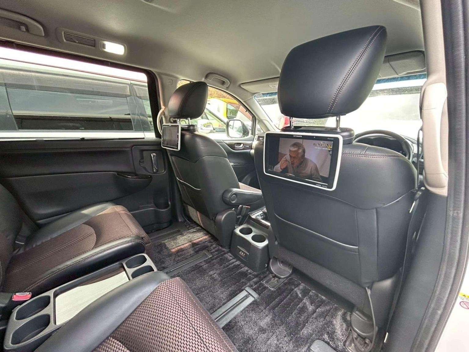 2012 NISSAN ELGRAND 2012 NISSAN ELGRAND