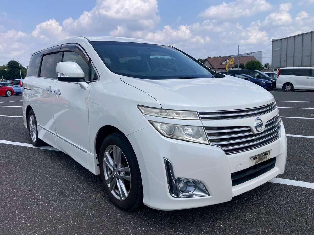 Check out this Nissan Elgrand 2010 Petrol Automatic