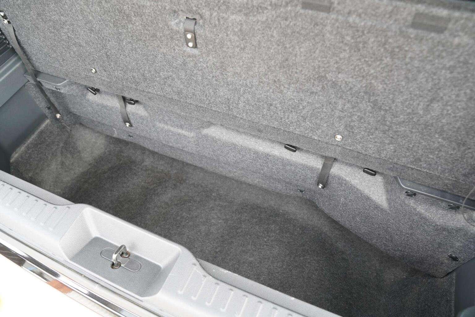 2011 NISSAN ELGRAND 2011 NISSAN ELGRAND