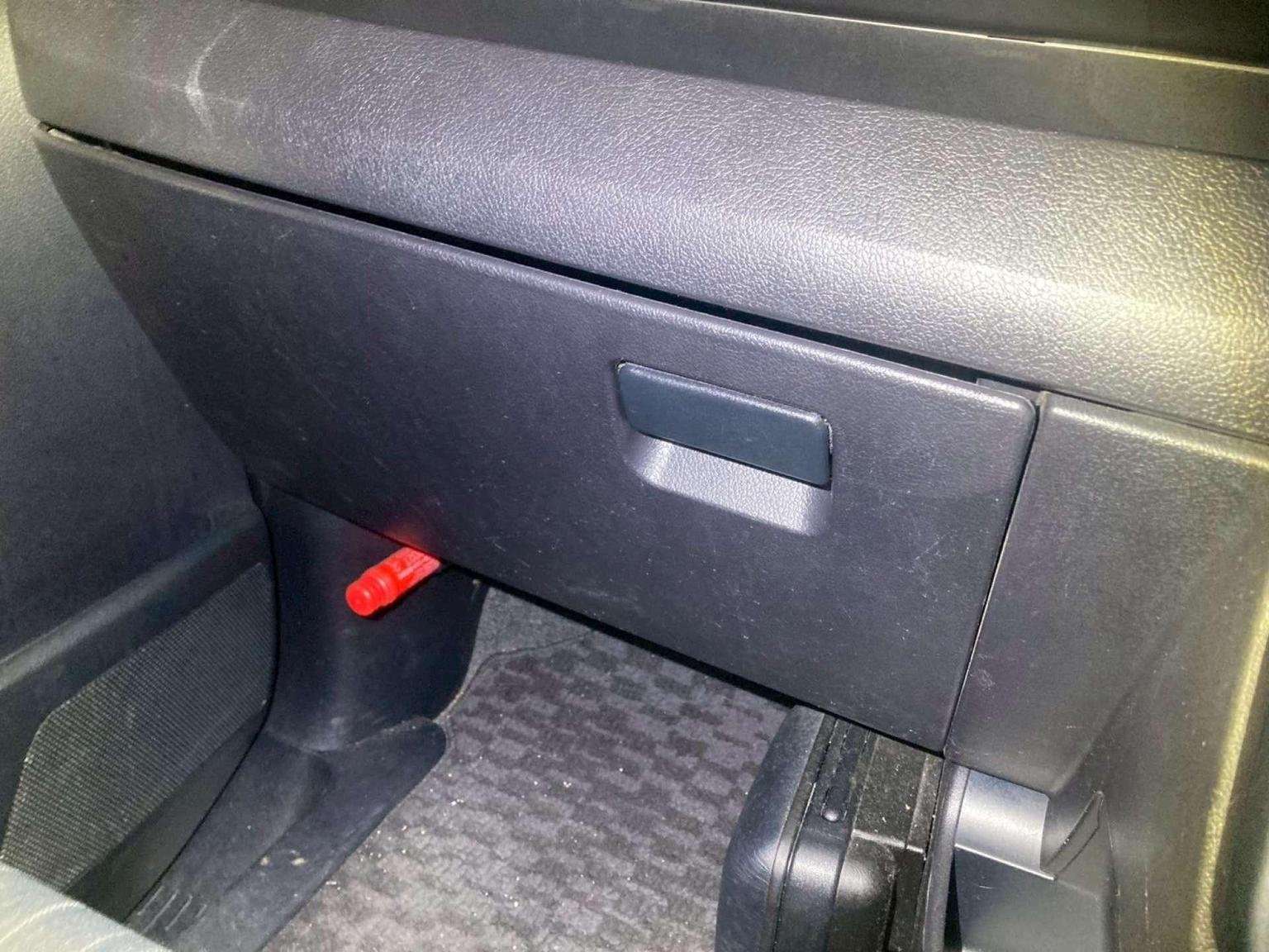 2012 TOYOTA VOXY 2012 TOYOTA VOXY