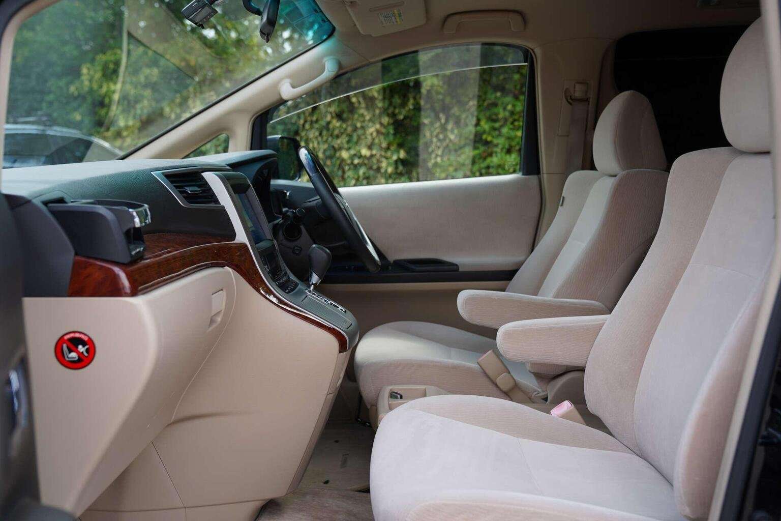 2010 TOYOTA ALPHARD 2010 TOYOTA ALPHARD