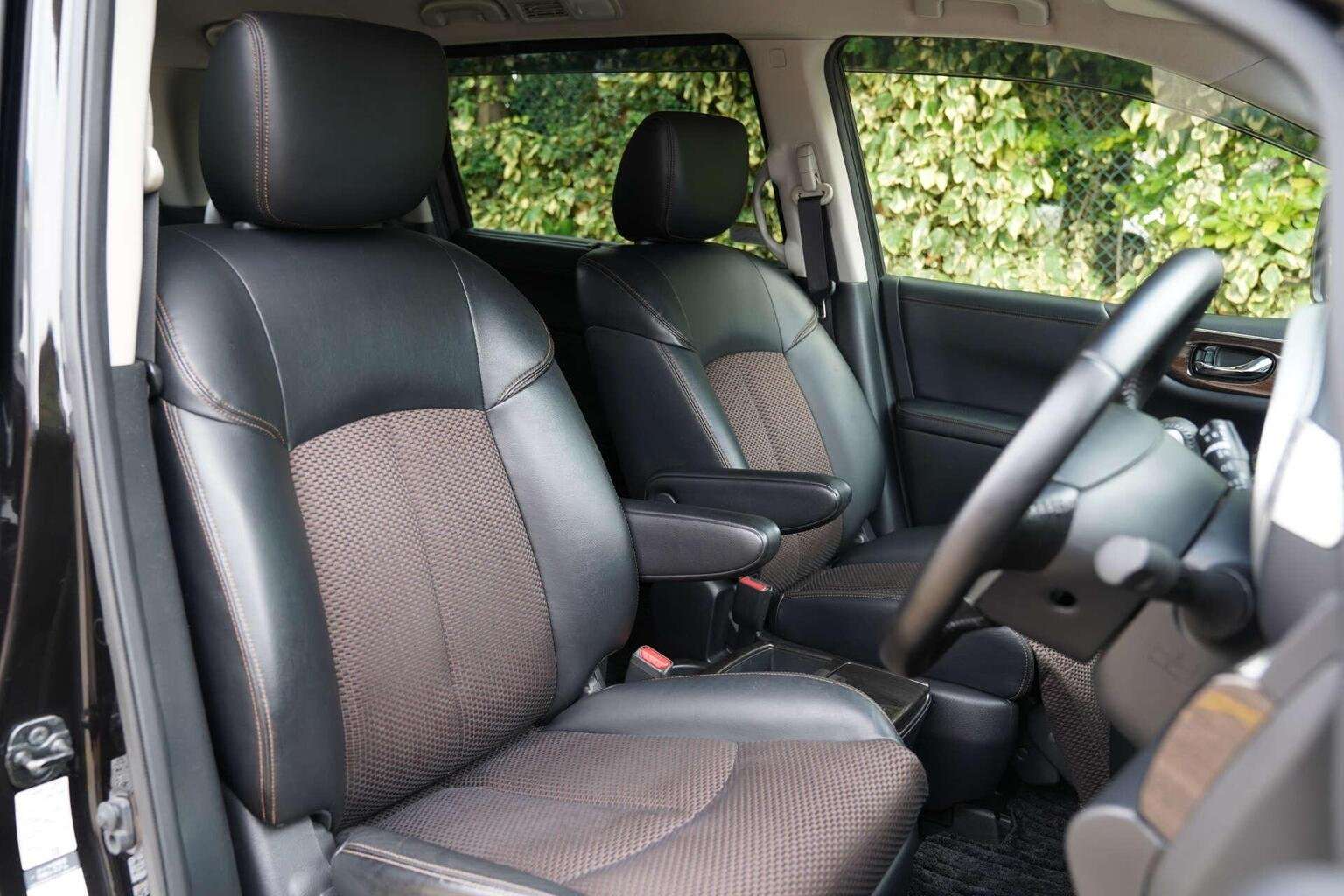 2011 NISSAN ELGRAND 2011 NISSAN ELGRAND