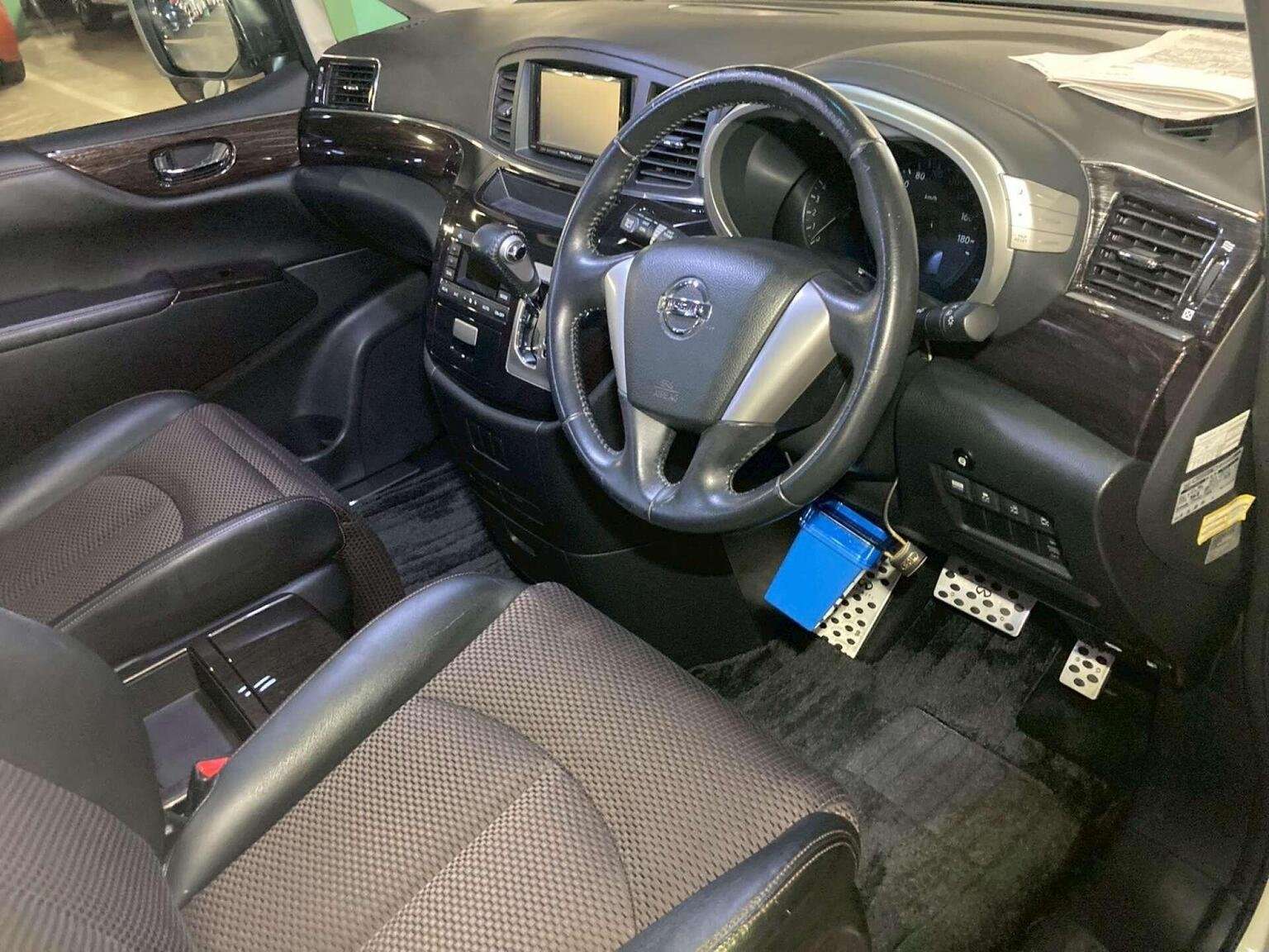 2010 NISSAN ELGRAND 2010 NISSAN ELGRAND