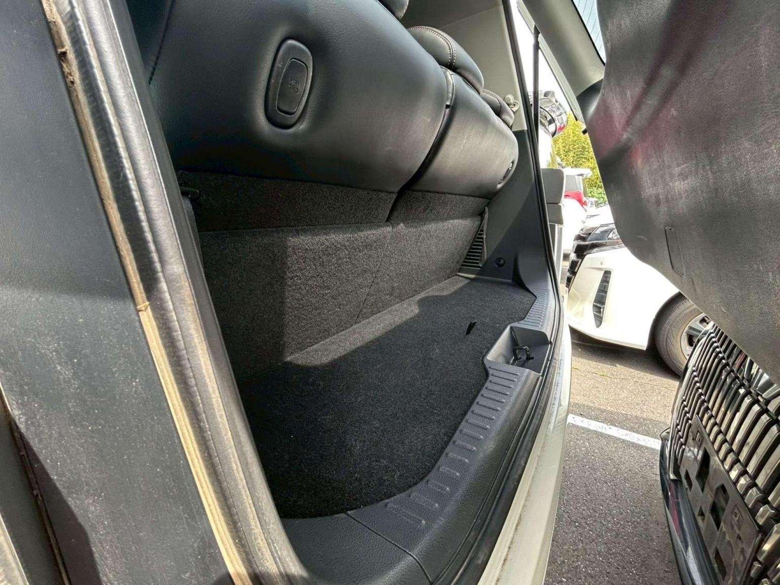 2012 NISSAN ELGRAND 2012 NISSAN ELGRAND