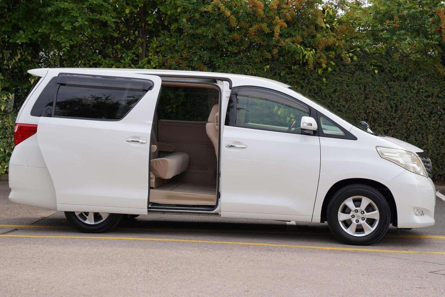 2010 TOYOTA ALPHARD 2010 TOYOTA ALPHARD