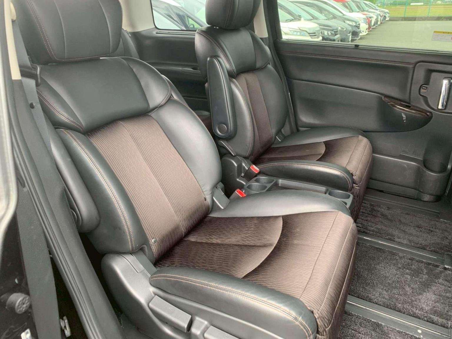 2014 NISSAN ELGRAND 2014 NISSAN ELGRAND