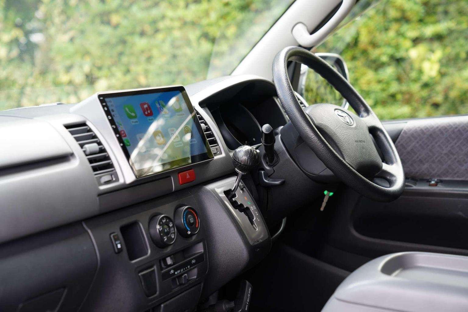 2010 TOYOTA HIACE 2010 TOYOTA HIACE