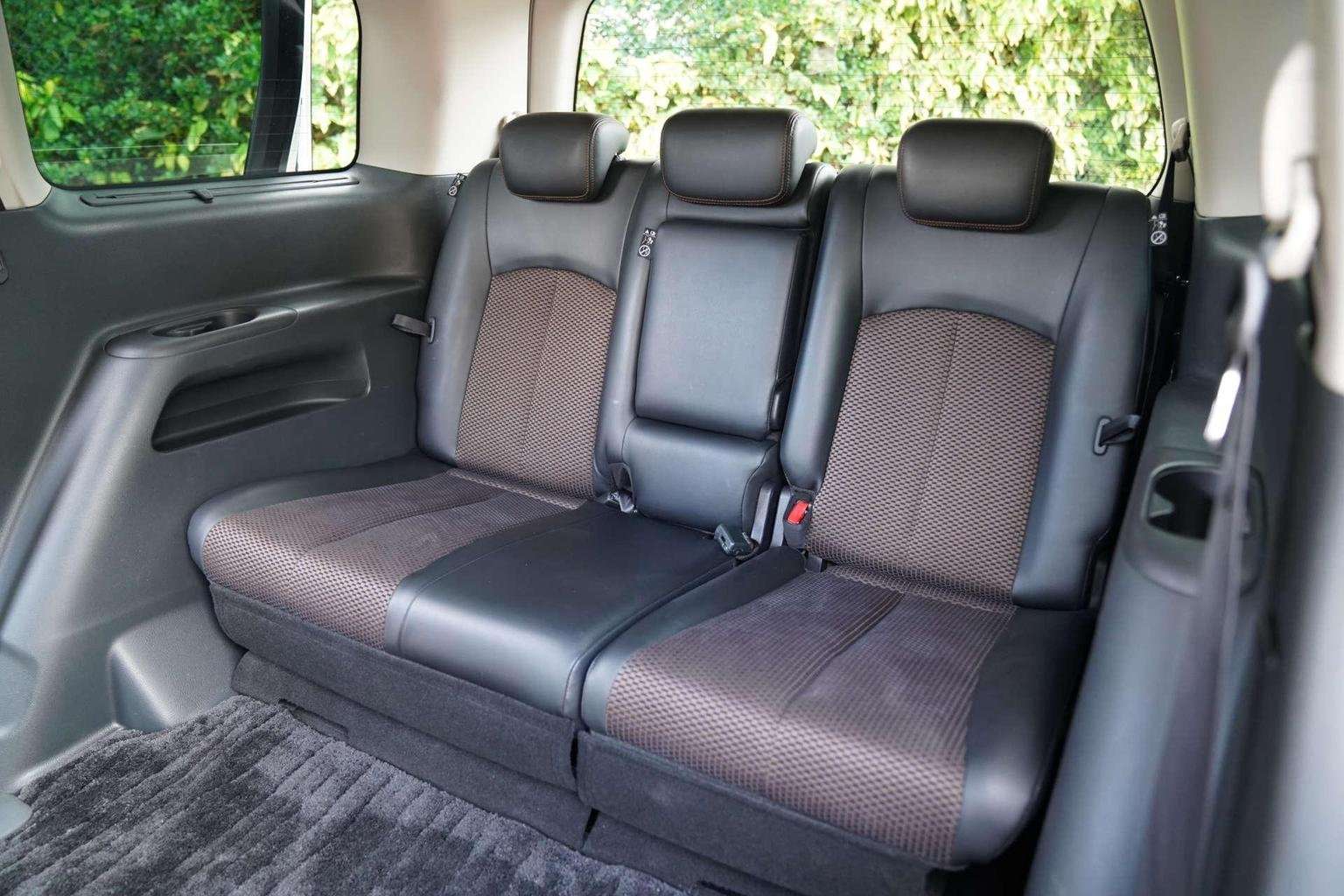 2013 NISSAN ELGRAND 2013 NISSAN ELGRAND