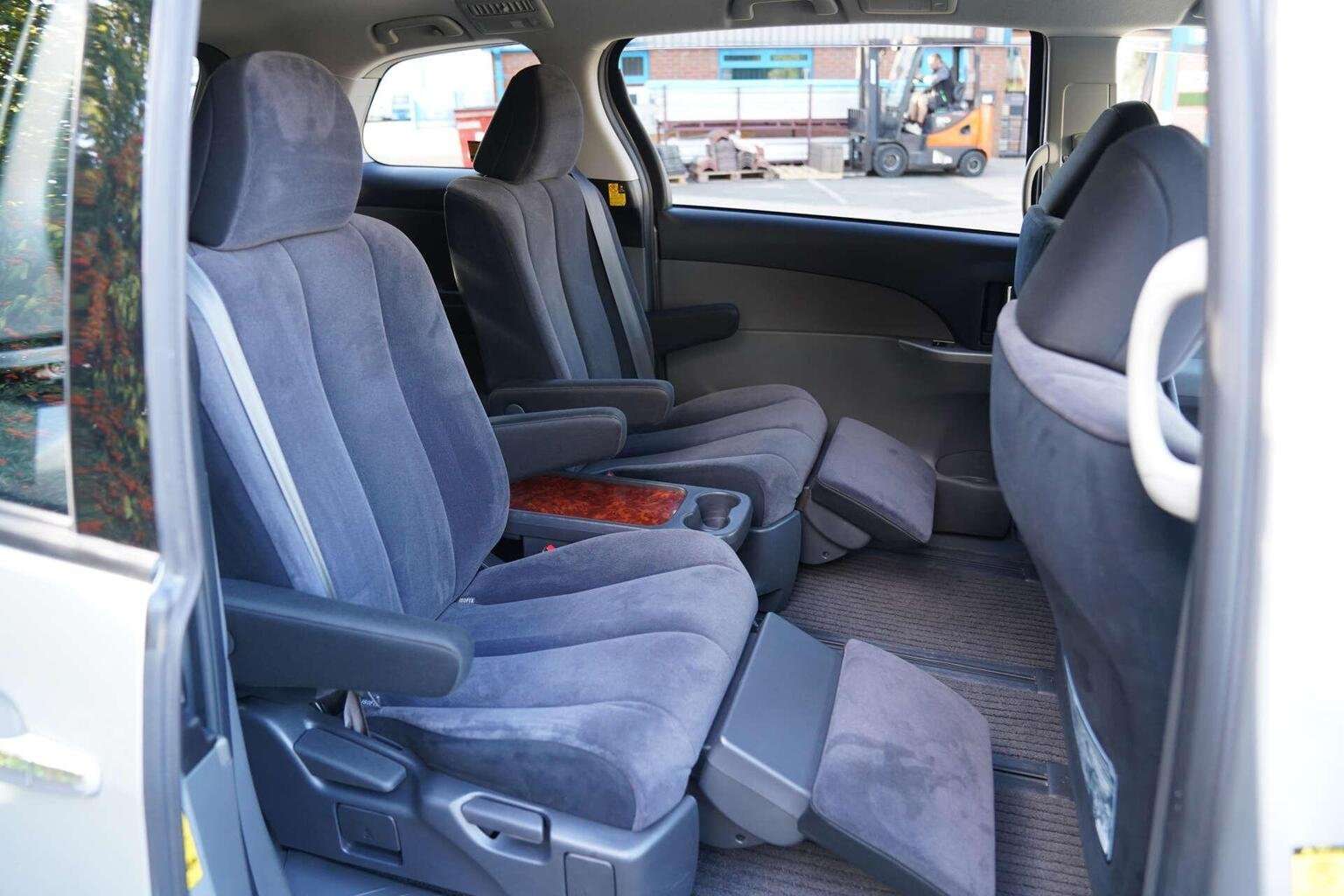 2011 TOYOTA ESTIMA 2011 TOYOTA ESTIMA