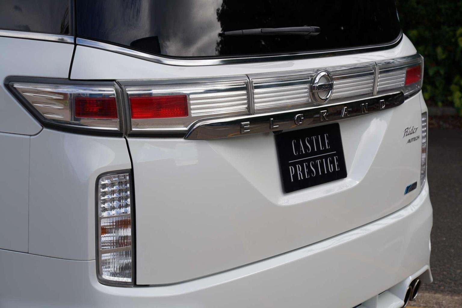 2010 NISSAN ELGRAND 2010 NISSAN ELGRAND