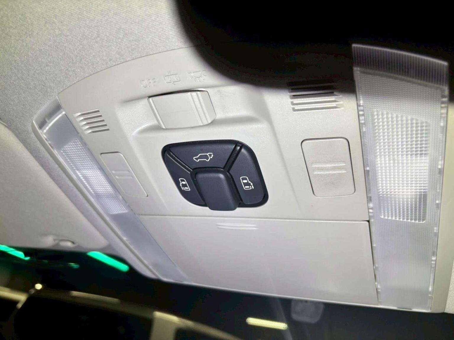 2010 TOYOTA VELLFIRE 2010 TOYOTA VELLFIRE